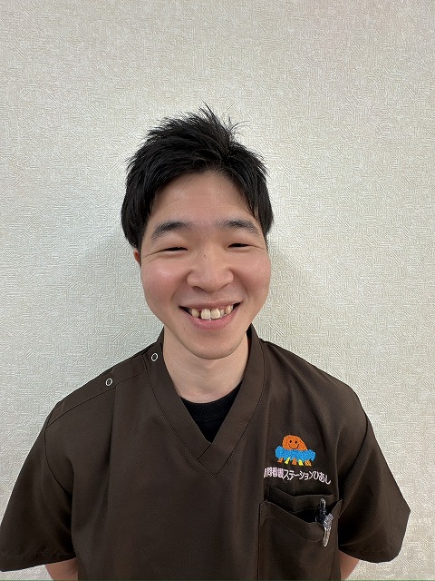 スタッフ